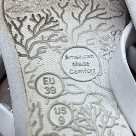 Okabashi White Sandals with Rhinestone Embellishment - Picture 6 of 6
